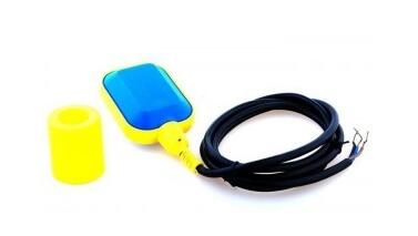 帶浮球液位控制器連接方便、操作平穩(wěn)是水平控制裝置的首選